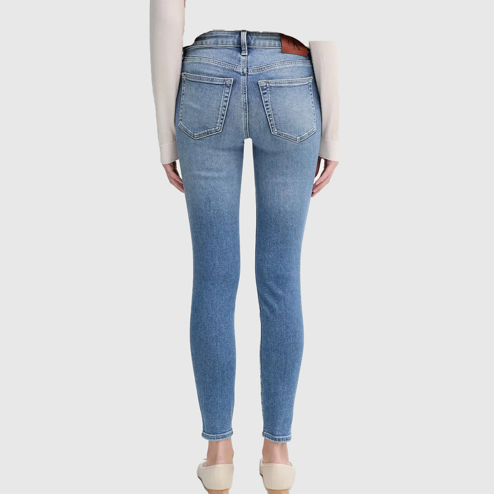 Mid Rise Skinny Vintage Jeans - Denim Medium