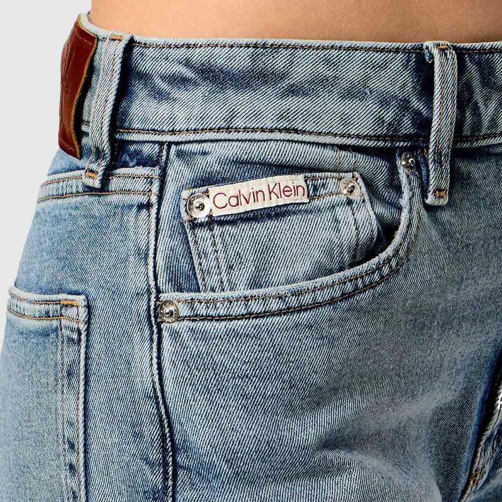 Mom Jean - Denim Medium