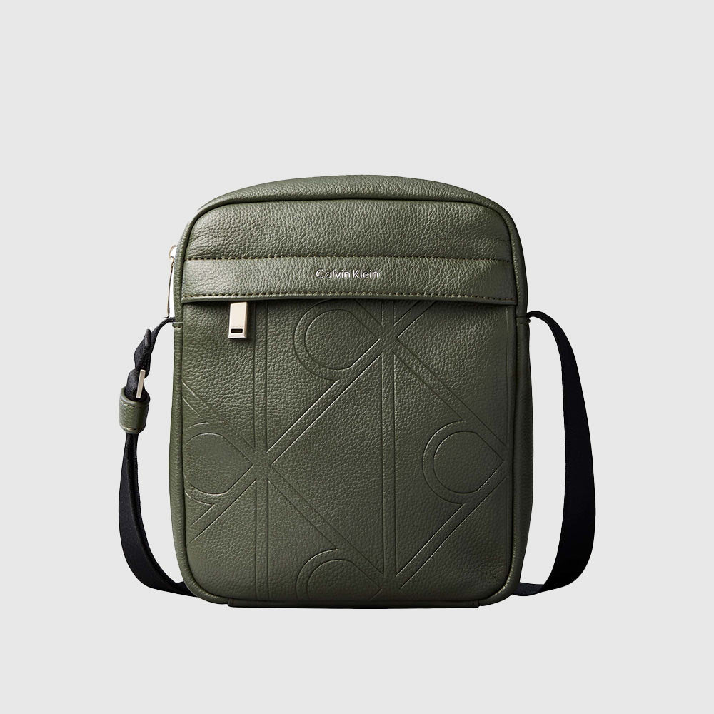Monogram Debossed Reporter Bag - Olive
