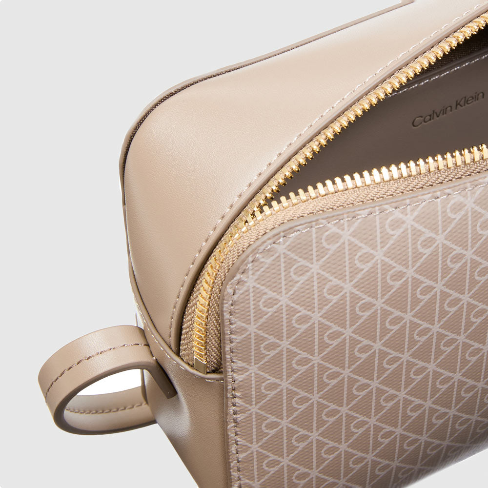 Aop Camera Bag - Desert Taupe Aop