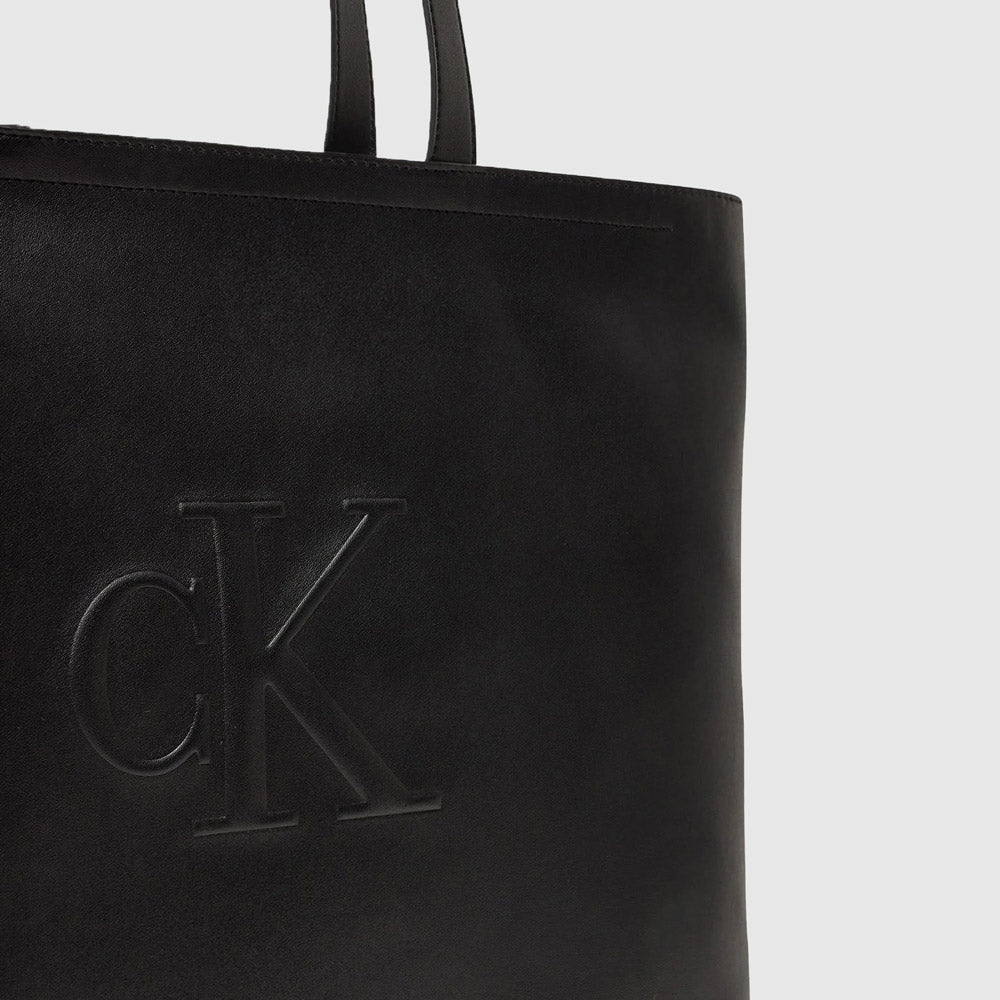 Sculpted Slim Tote - Black