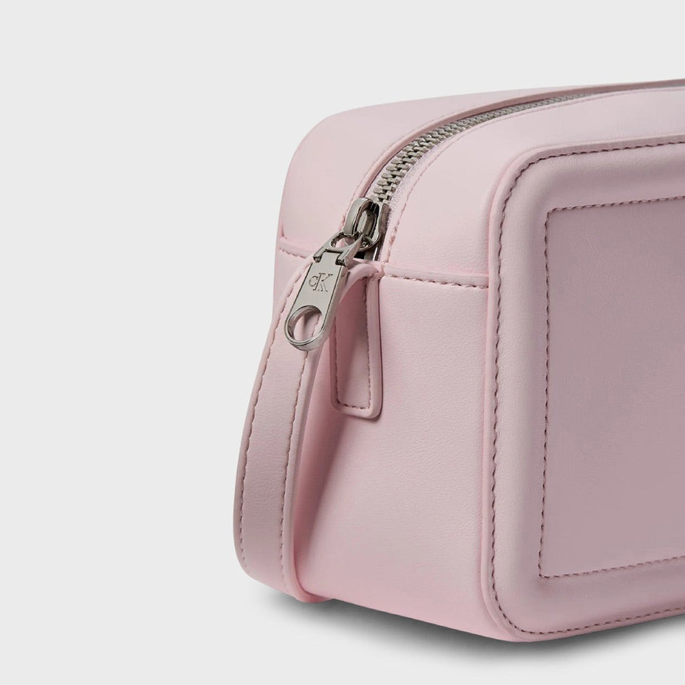 Bold Ck Camera Bag - Baby Pink