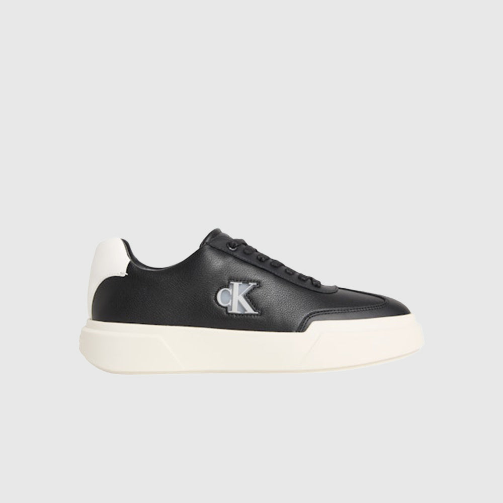 Chunky Cupsole Laceup Sneaker - Black & White