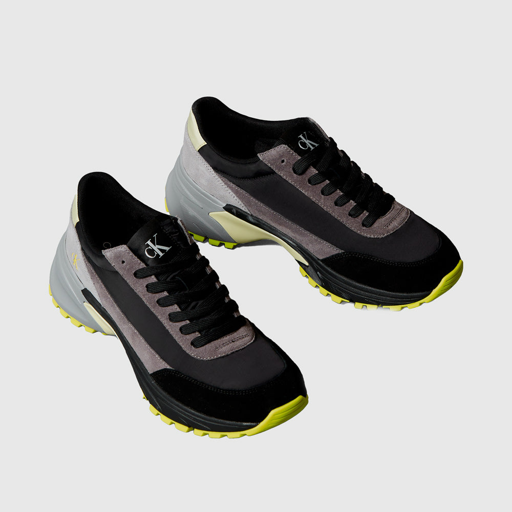 Hike Runner - Black Multi