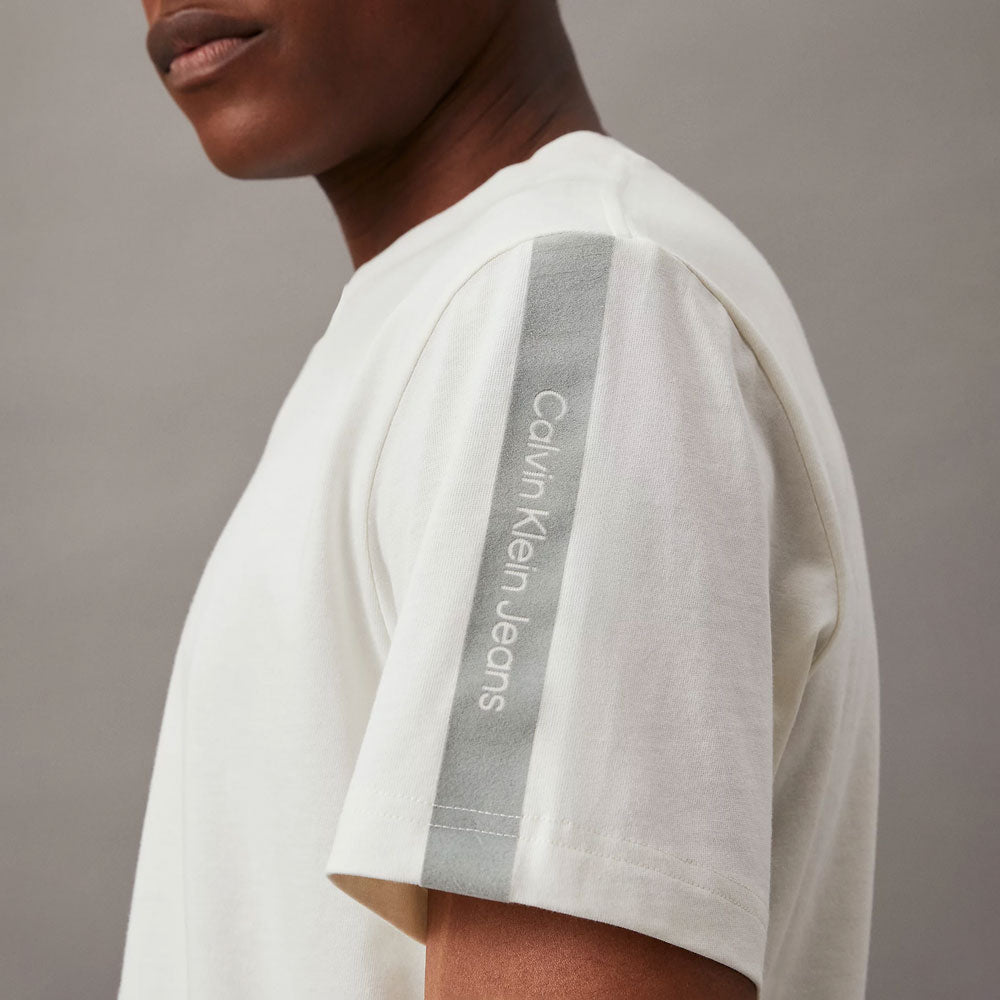 Logo Tape T-Shirt - Ivory