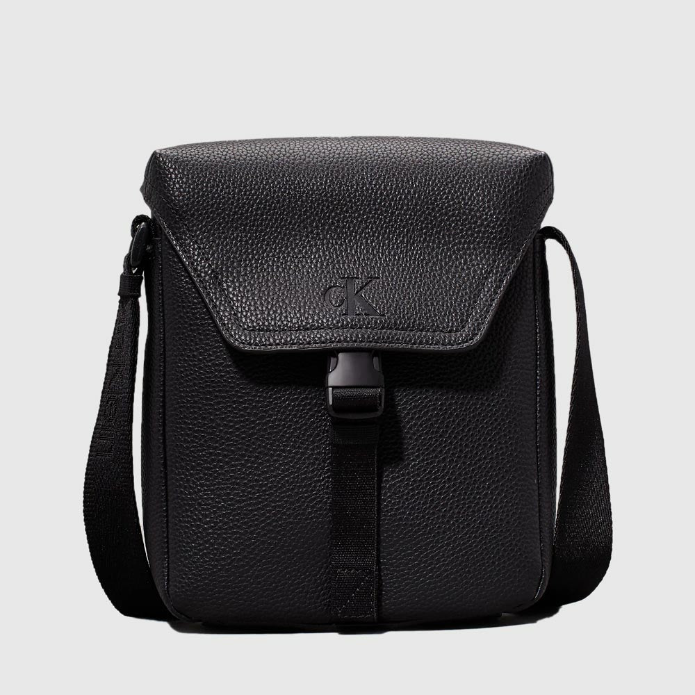 Calvin Klein Over Webbing Reporter18 Bag - Black |ThirdBaseUrban