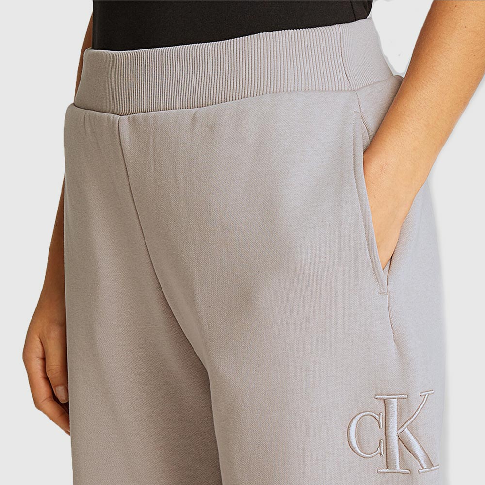 Embroidery Jogger - Brown