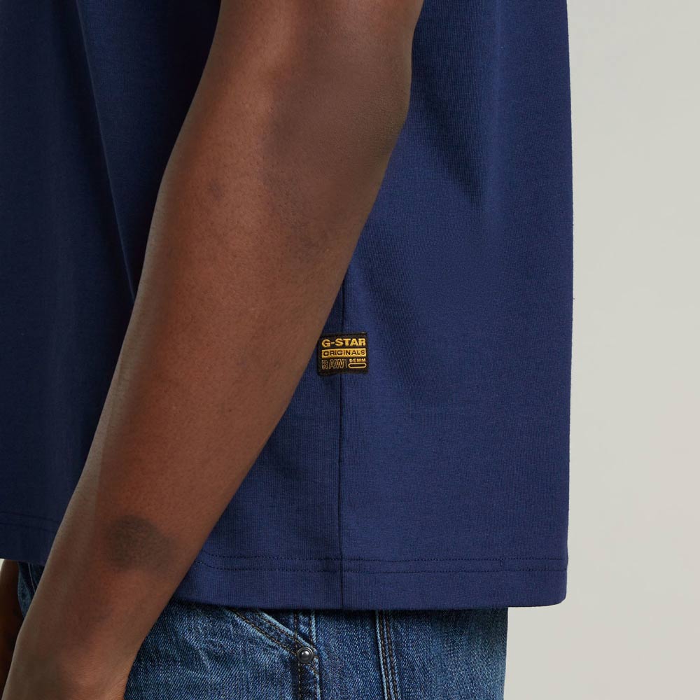 Center Chest T-Shirt - Navy