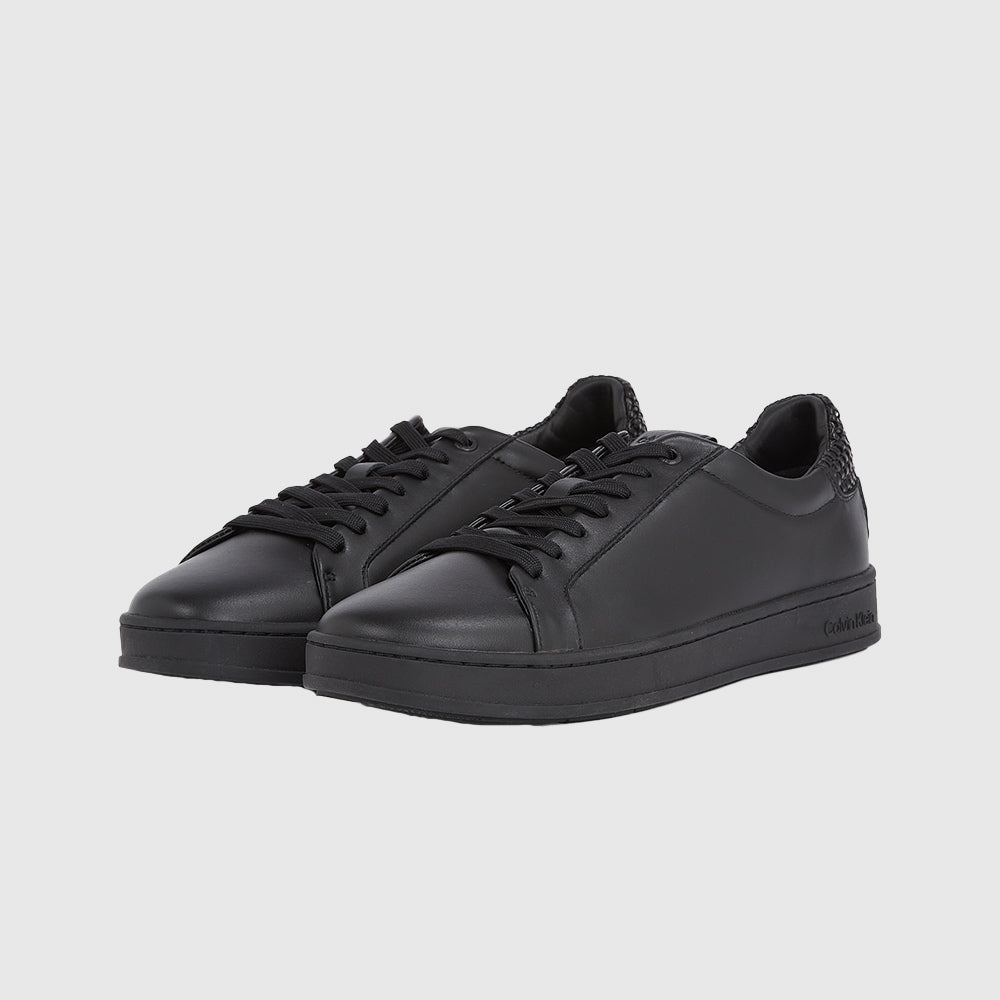 Low Top Lace Up Sneaker - Black*