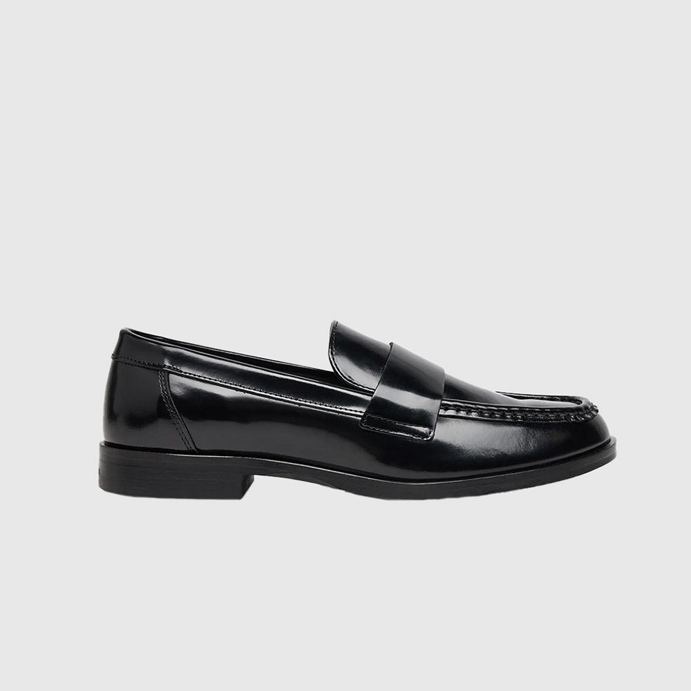 Moc Loafer - Black*