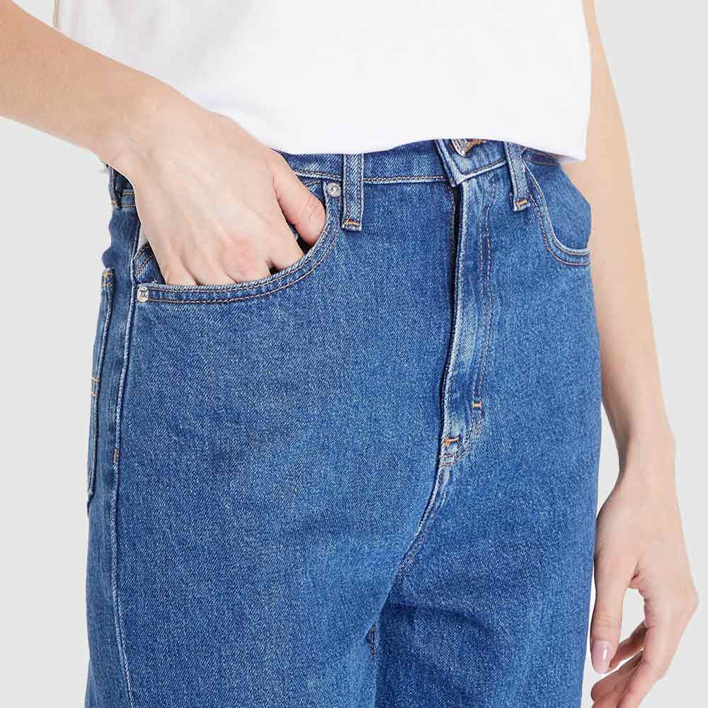 Ultra High Tapered Flag Jean - Denim Medium*