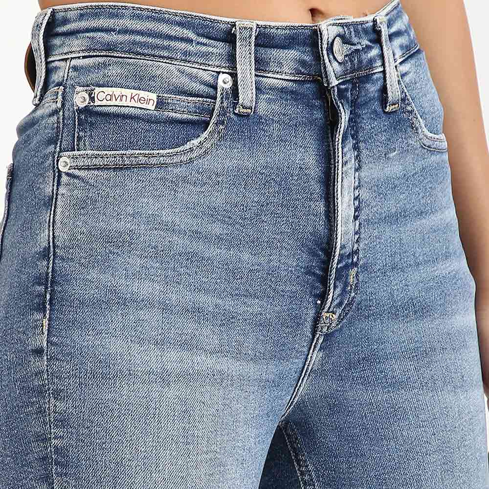 High Rise Skinny Jean - Denim Light*