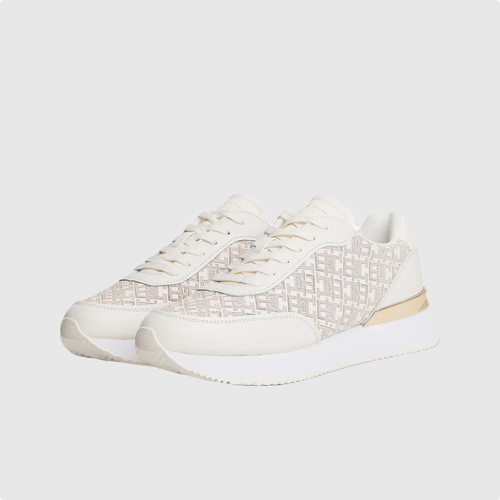 Chic Monogram Runner - Ivory