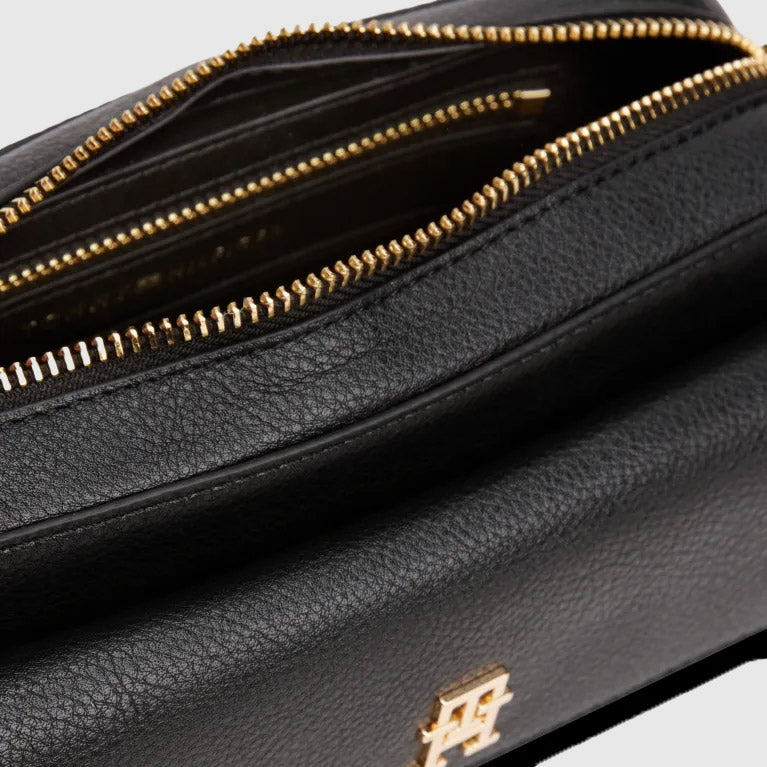 Distinct Camera Bag - Black