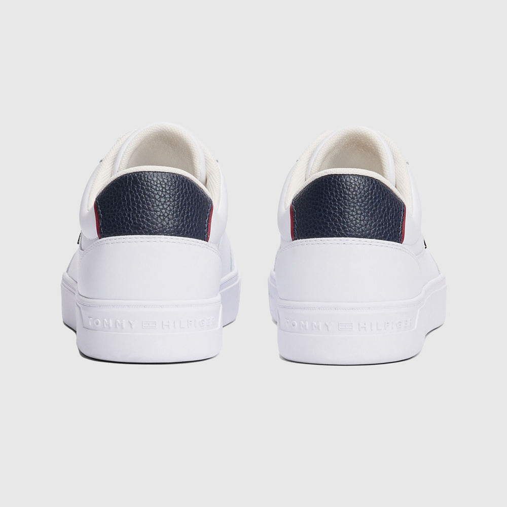 Essential Chic Court Sneaker - White