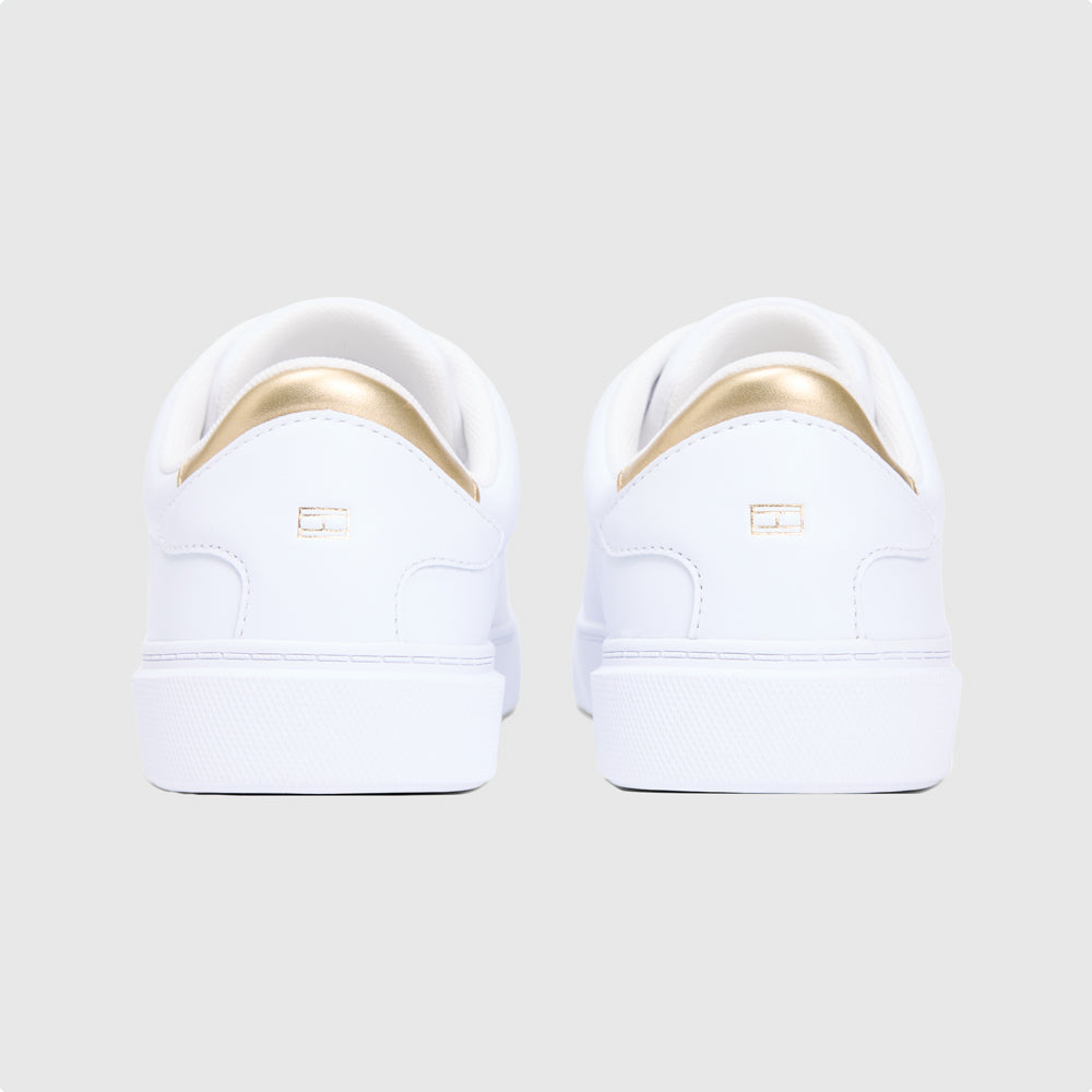 Essential Chic Court Sneaker - White