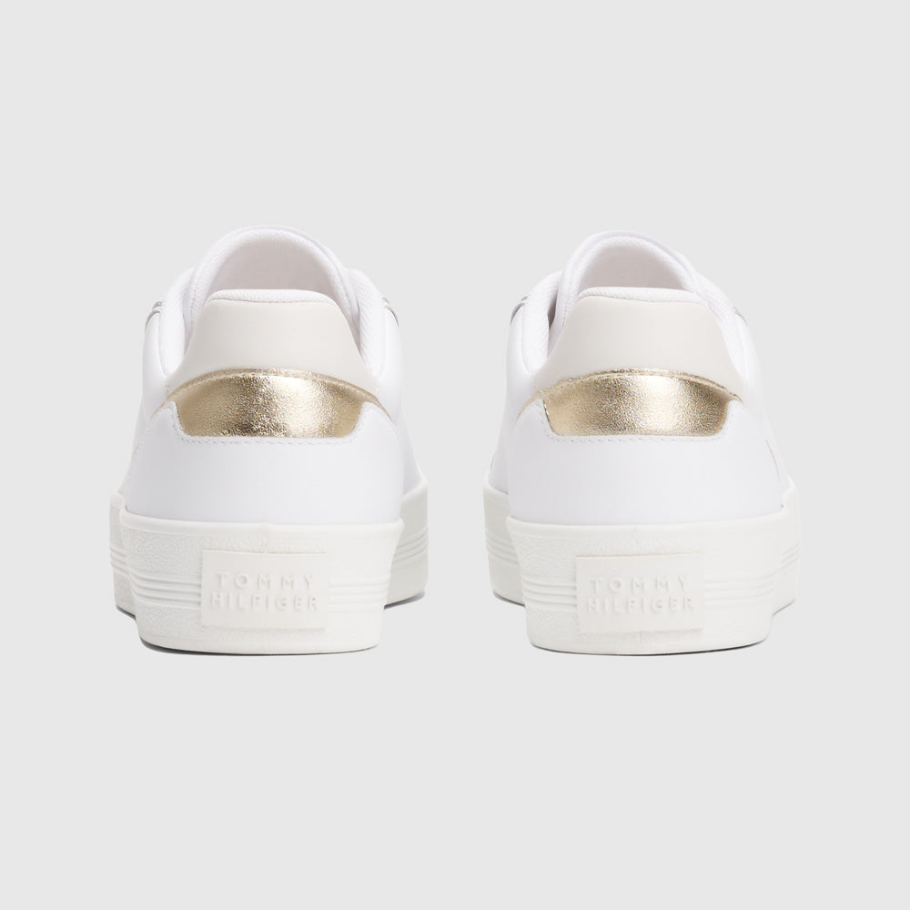 Essential Vulc Sneaker - White