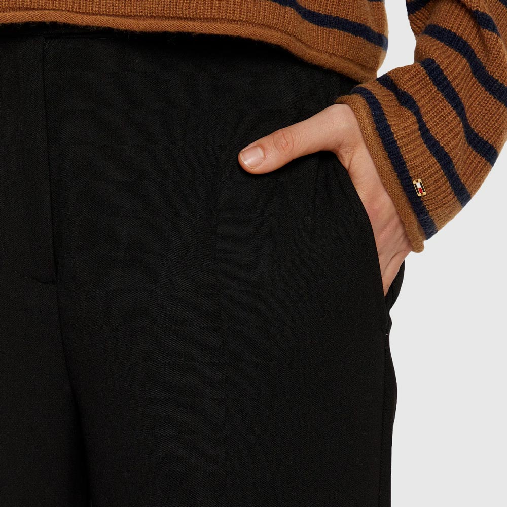 Punto Slim Straight Pants - Black