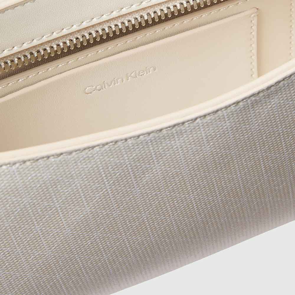 Emblem Shoulder Bag - Offwhite