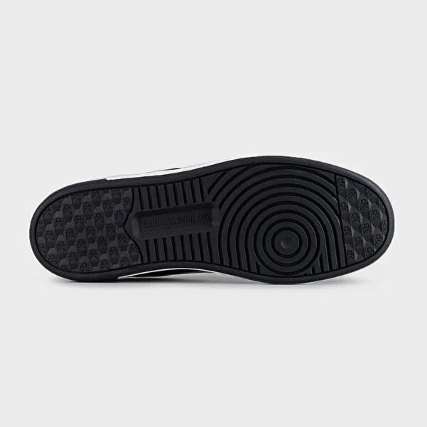 Basketball Sneakers - Black & White