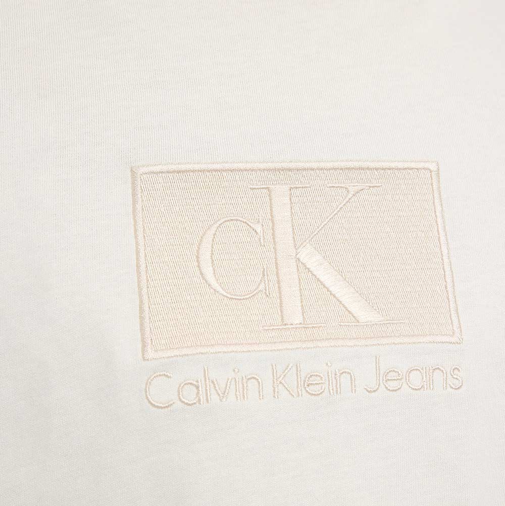 Embroidery Patch T-Shirt - Offwhite