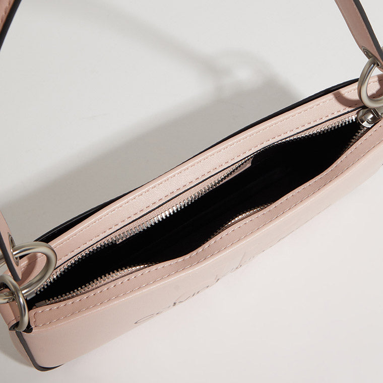 Sculpted Shoulder Pouch25 Mono - Blush Pink