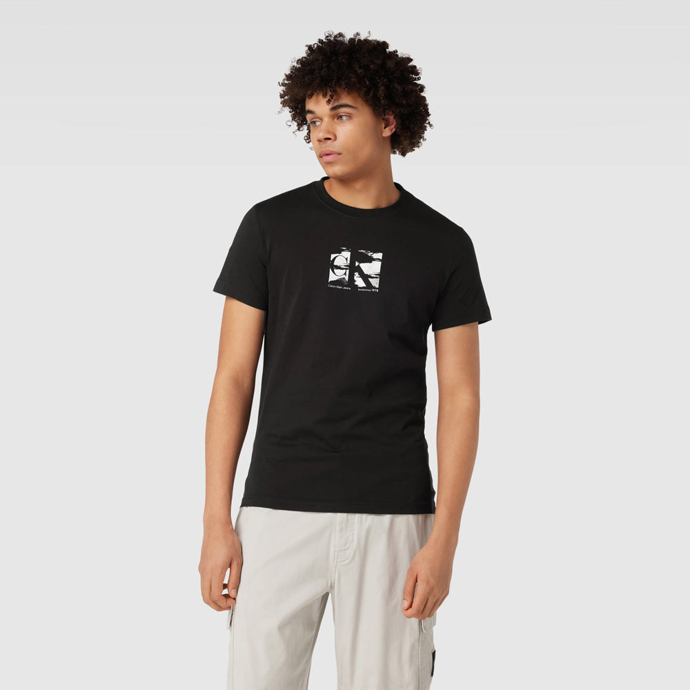 Small Box Logo T-Shirt - Black