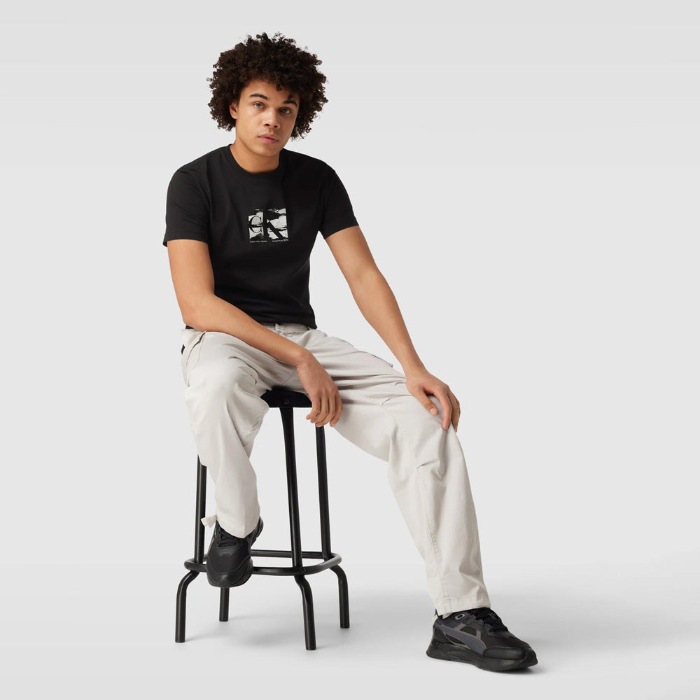 Small Box Logo T-Shirt - Black
