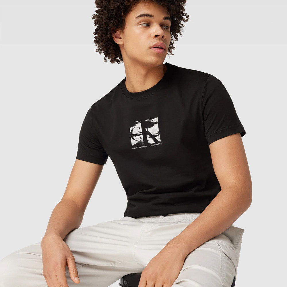 Small Box Logo T-Shirt - Black
