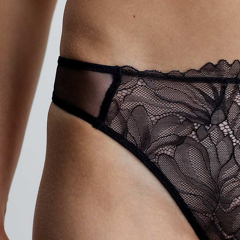 Lace Thong - Black