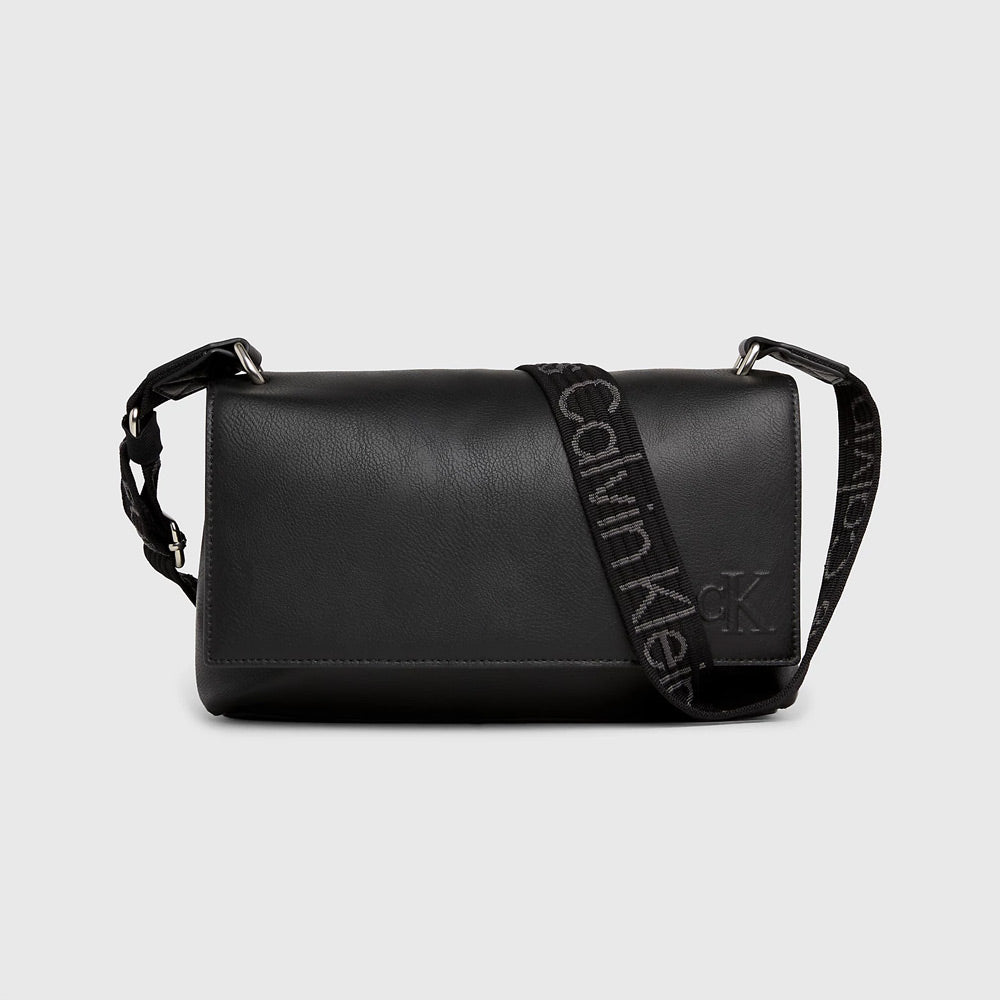 Ultralight Flap Bag - Black