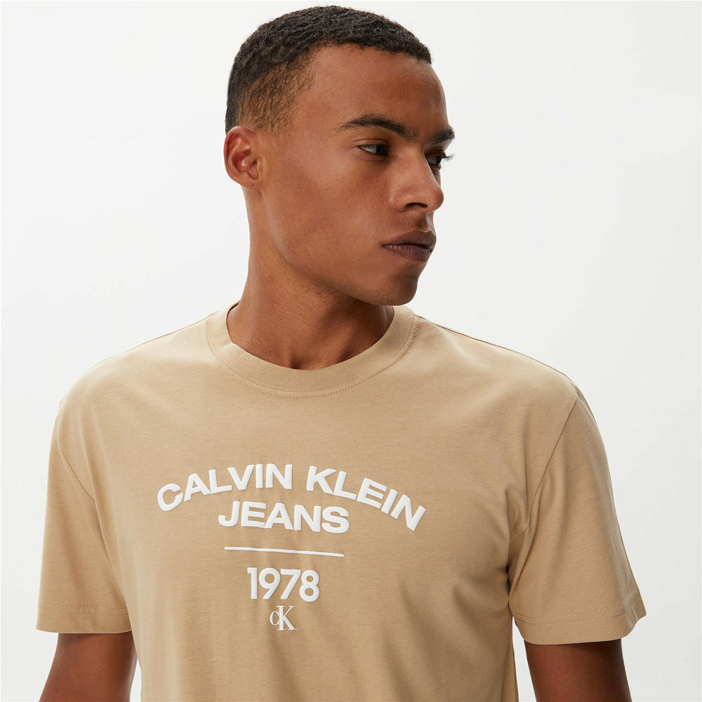 Varsity Curve Logo T-Shirt - Brown