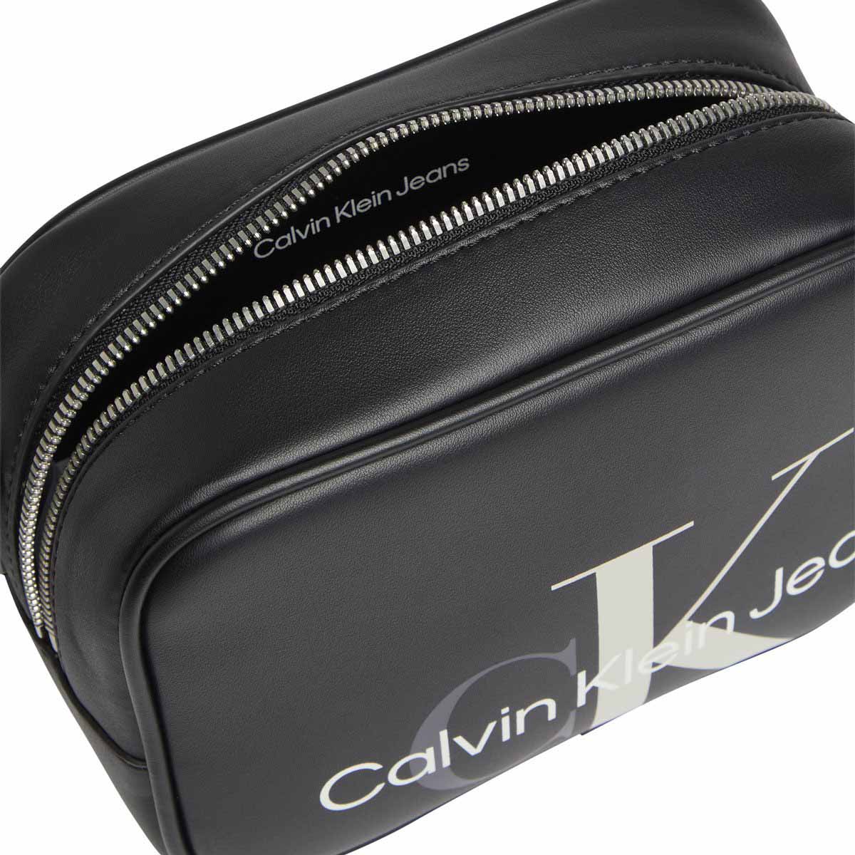 Sculpted Mono Camera Bag Black