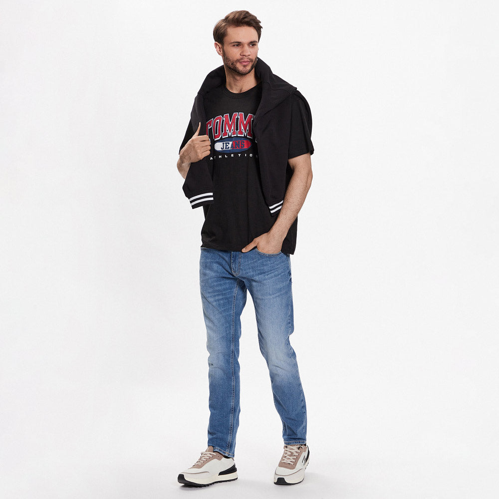 Relaxed Essential Graphic T-Shirt - Black