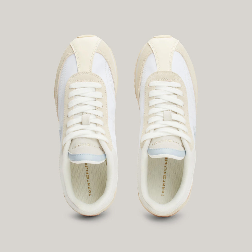 Heritage Runner - White