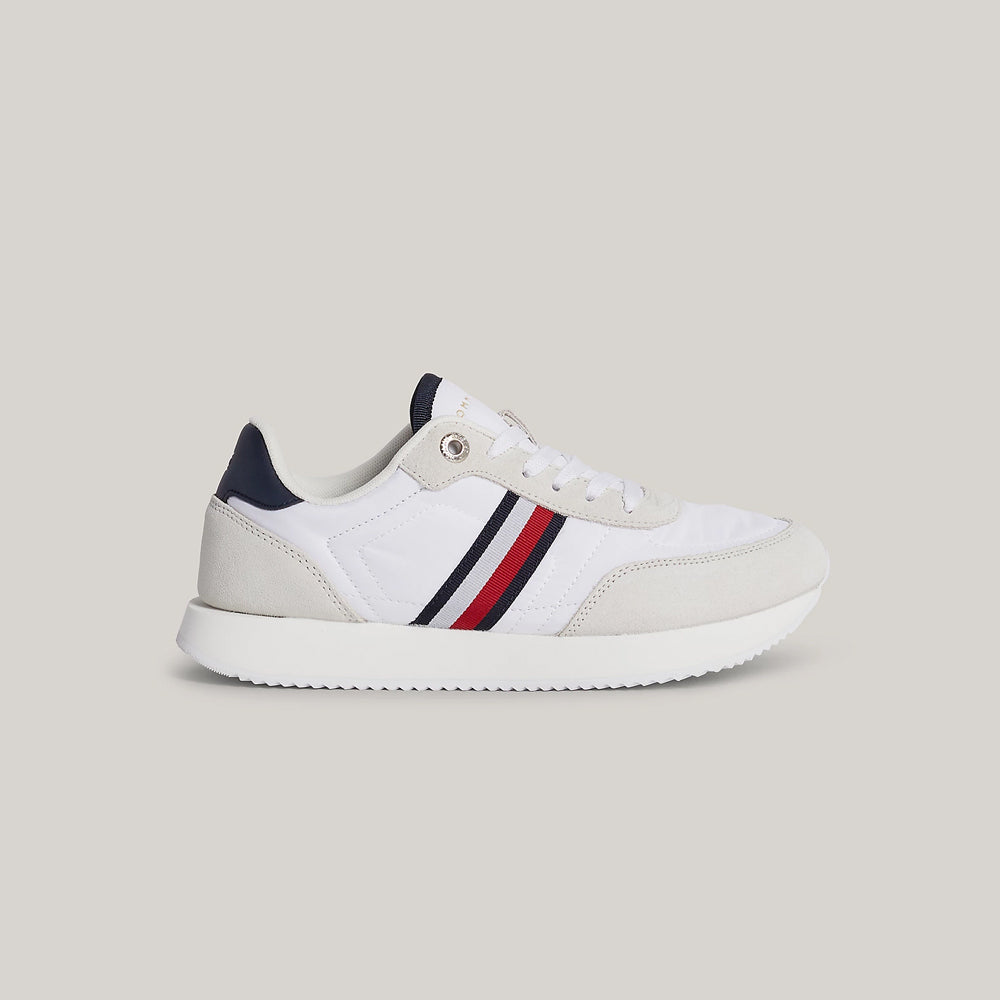 Essential Runner - White