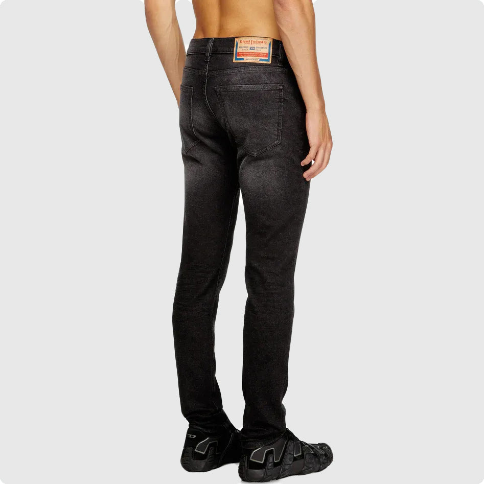 2019 D-Strukt Denim - Black