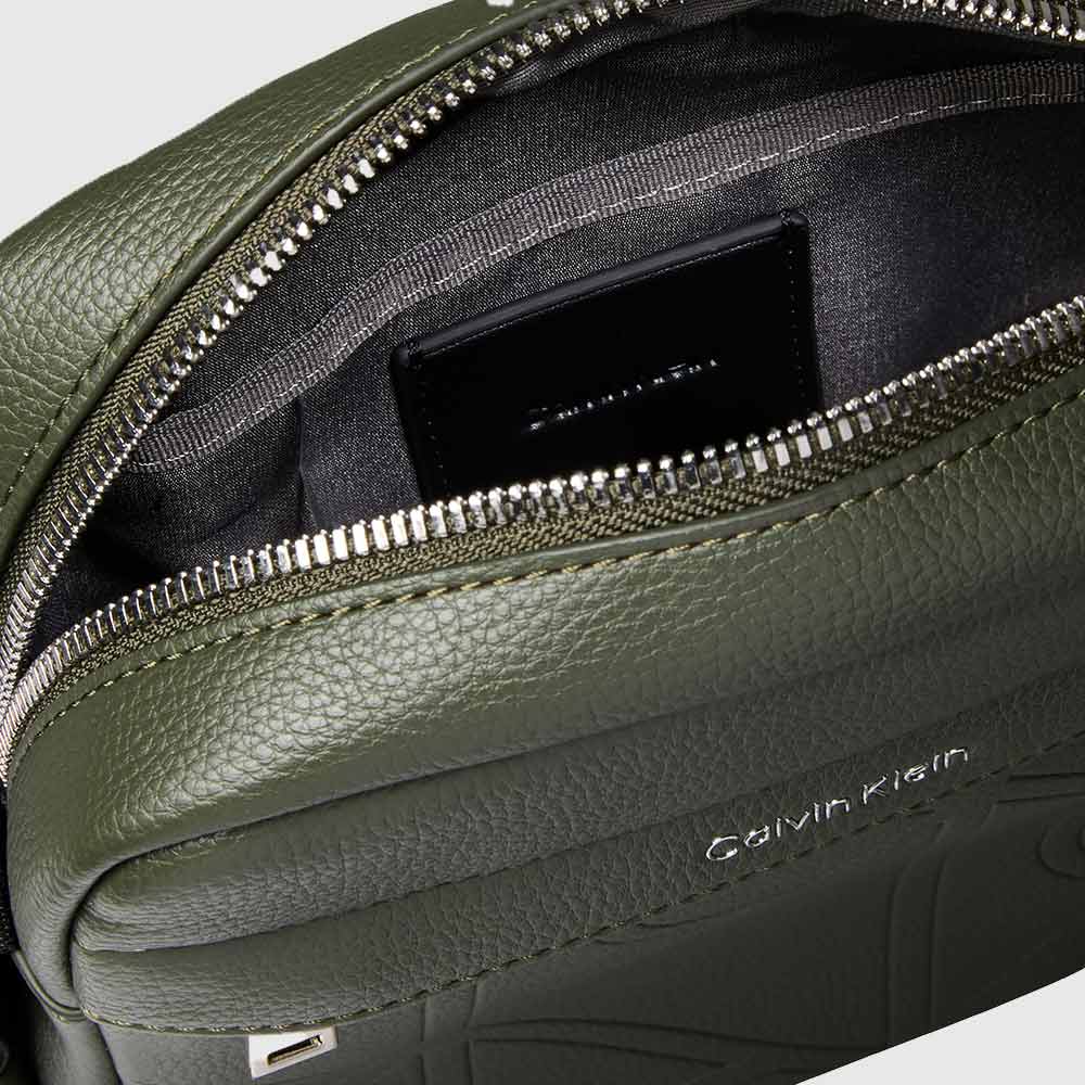 Monogram Debossed Reporter Bag - Olive