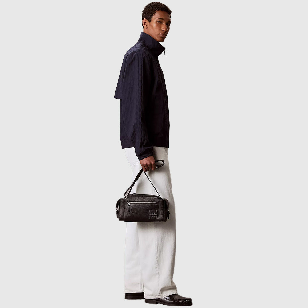 Bold Pebble Camera Bag - Black