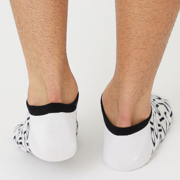 2 Pack All Over Print Socks - White