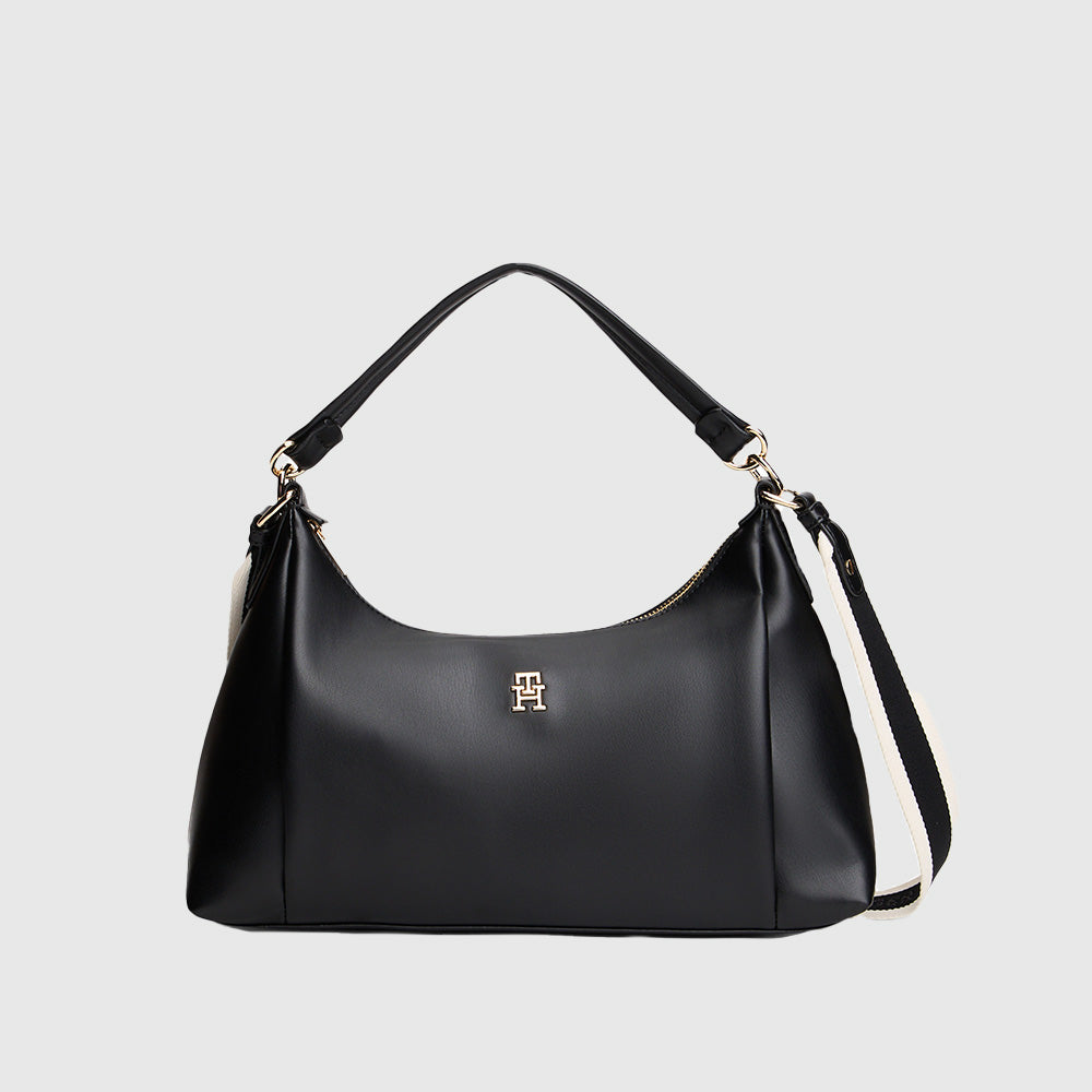 Essential Crossbody Shoulder Bag - Black