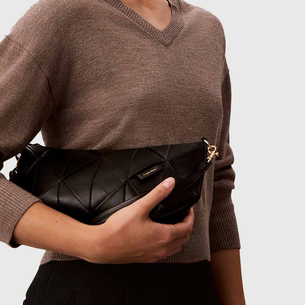 Woven Emblem Shoulder Bag - Black