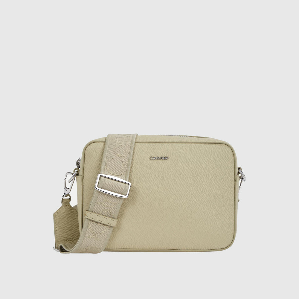 Calvin Klein Must Bag - Beige |ThirdBaseUrban