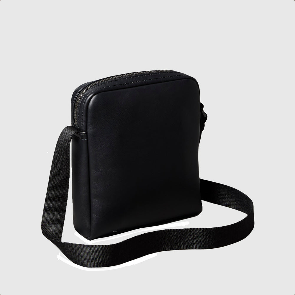 Calvin Klein Bold Ck Reporter - Black |ThirdBaseUrban