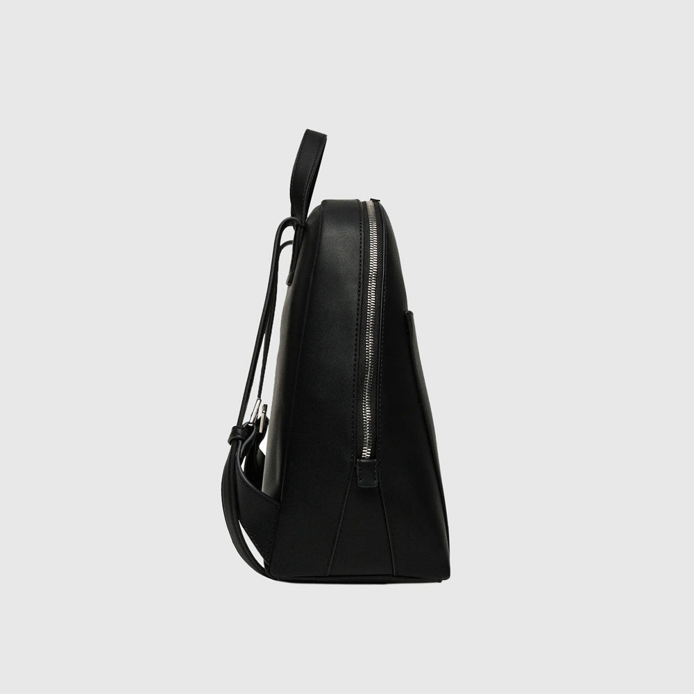 Must Dome Backpack - Black