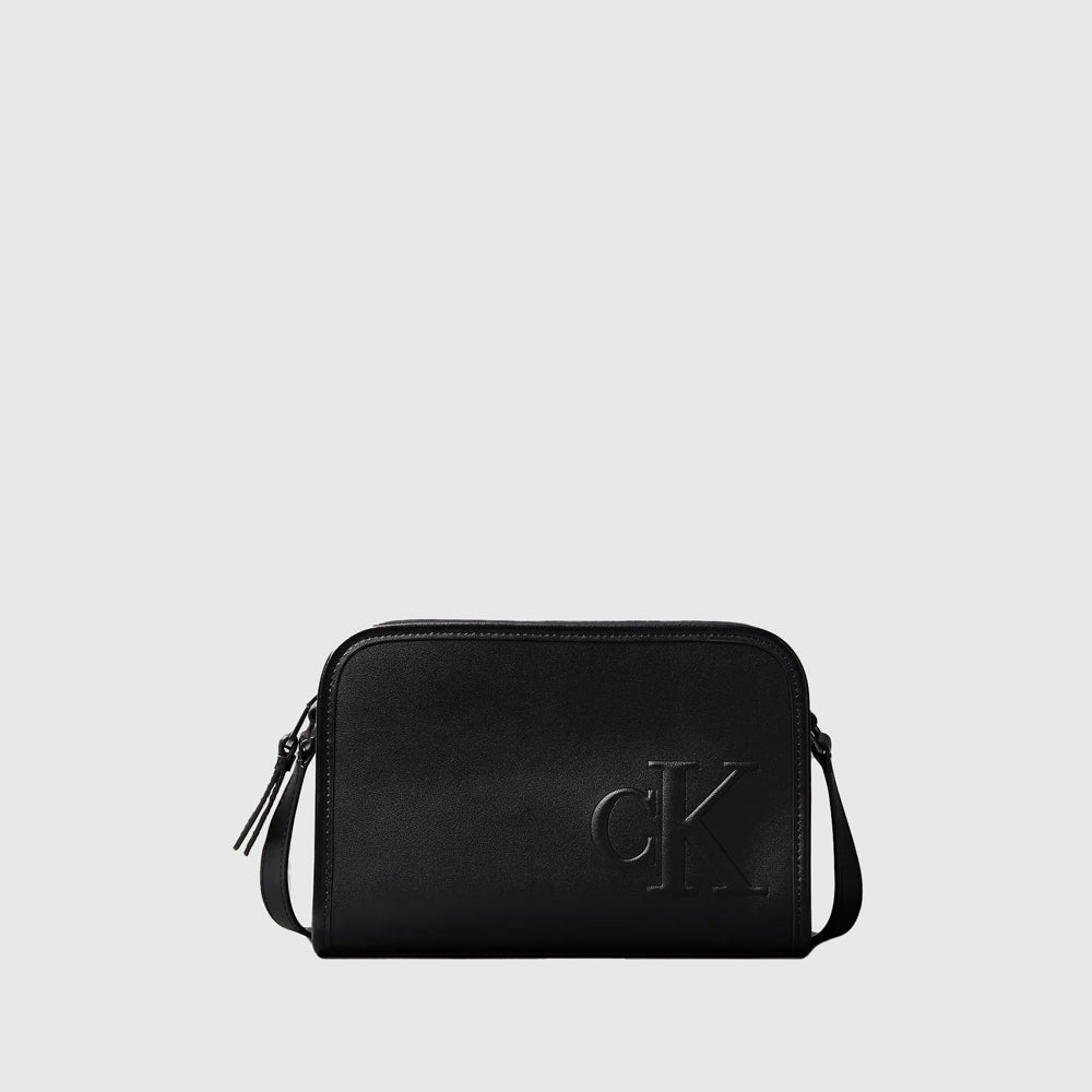 Calvin Klein Sculpted camera Bag - Black |ThirdBaseUrban