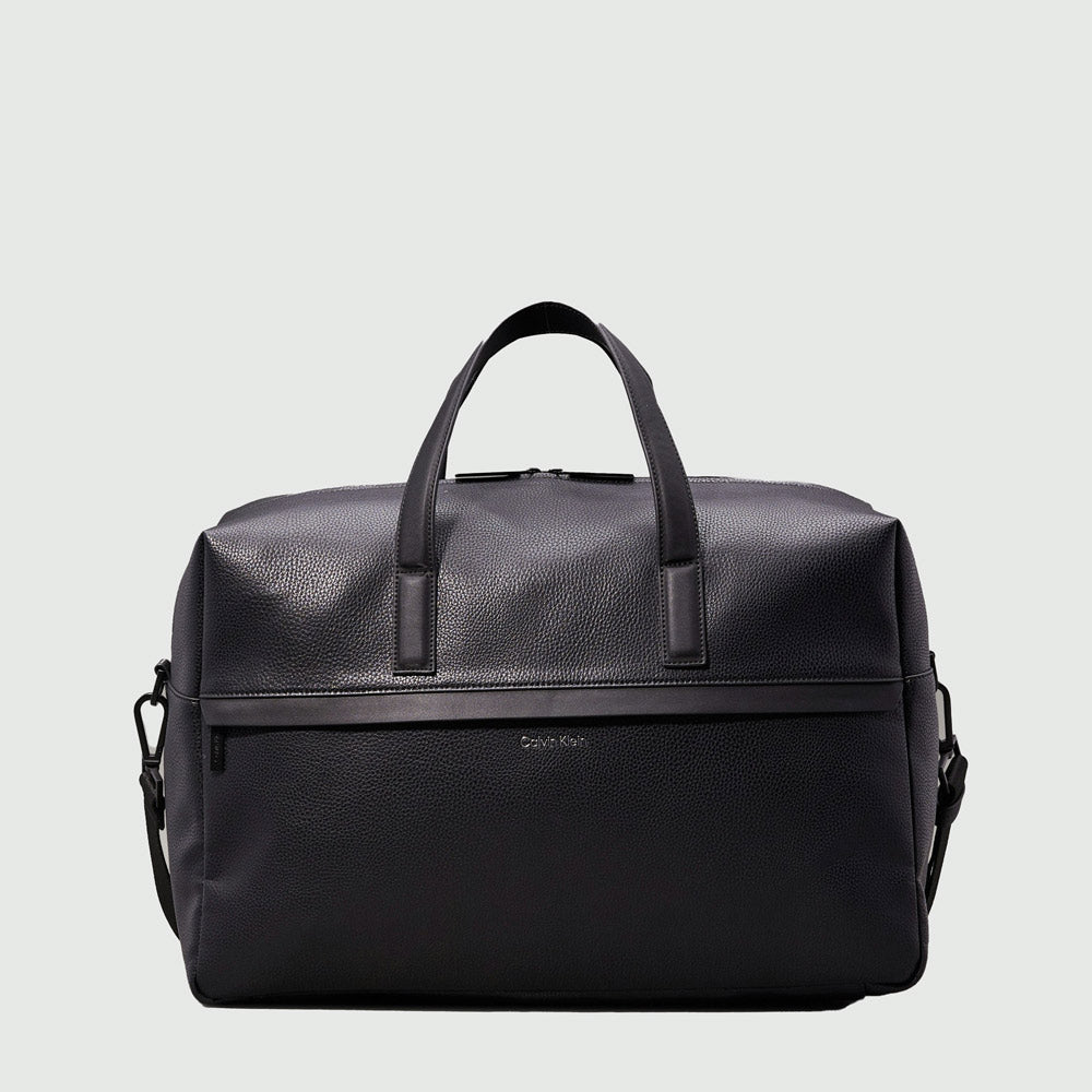 Calvin Klein CK Must Weekender Bag - Black |ThirdBaseUrban