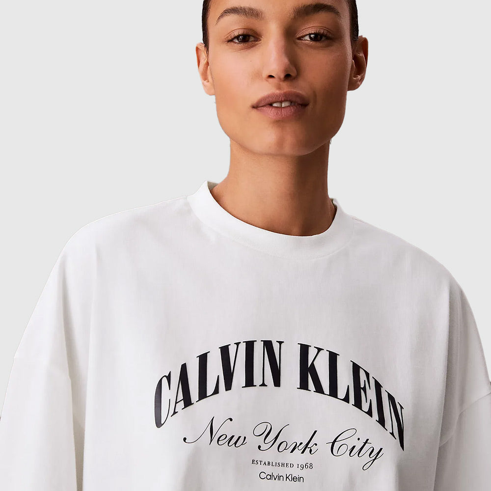 Cropped Boxy Heritage Crest Logo T-Shirt - White