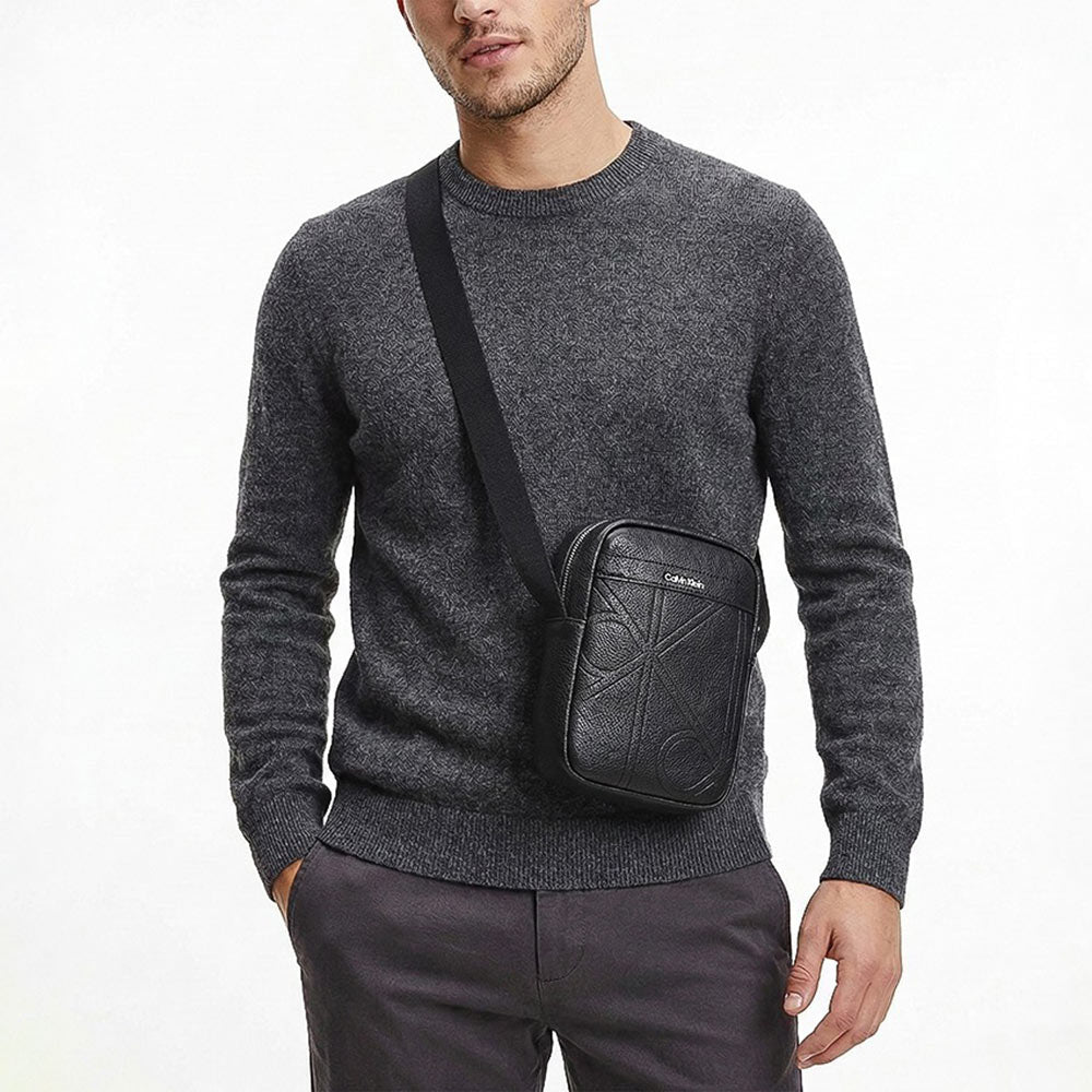 Emblem Emboss Slim Reporter Bag - Black