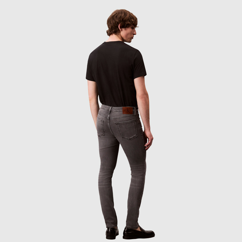 Tumbled Rock Jean - Denim Grey